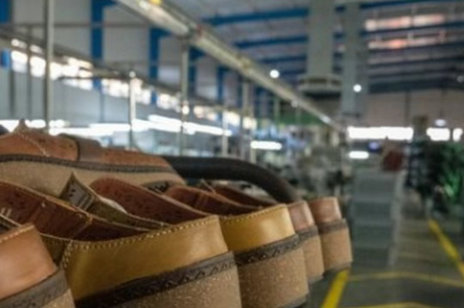 訂單猛漲，大批美國客戶向越南工廠施壓，要求（qiú）90天內，盡快出貨