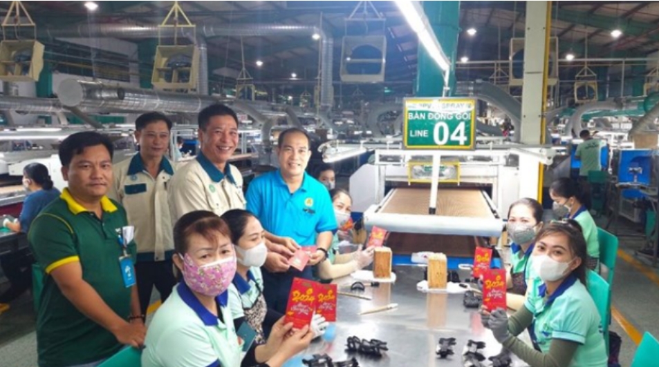 知名鞋企撐不住了！耐（nài）克代工大廠宣布招聘上千工人！