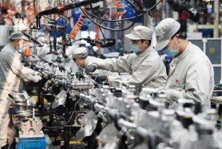 年輕人不愛進（jìn）工廠，製造業用工缺口怎麽填？